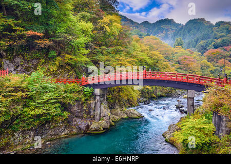 Ponte Shinkyo in Nikko, Giappone. Foto Stock