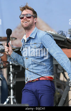 Kaiser Chiefs' Ricky Wilson a Hylands Park,Chelmsford,Essex,Sabato Agosto 16th,all'V Festival. Foto Stock