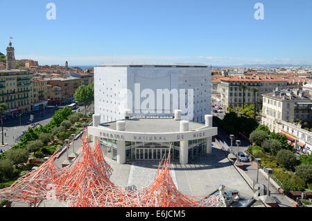 Teatro Nazionale edificio dalla terrazza sul tetto del museo di arte moderna Mamac Alpes-Maritimes Nizza Francia Foto Stock