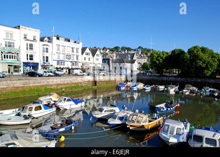 L' imbarcazione galleggiante ' porto in Dartmouth, Devon, Regno Unito Foto Stock