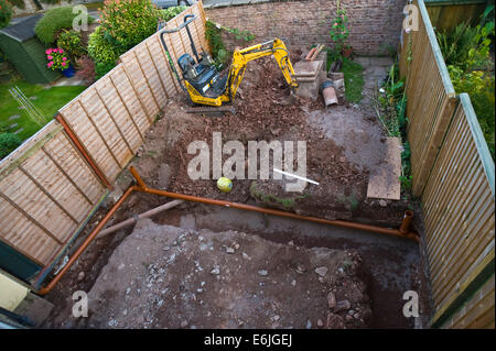 Scavate le fondazioni che mostra il drenaggio della casa di estensione a Hay-on-Wye Powys Wales UK Foto Stock