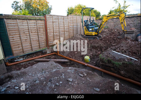 Scavate le fondazioni che mostra il drenaggio della casa di estensione a Hay-on-Wye Powys Wales UK Foto Stock