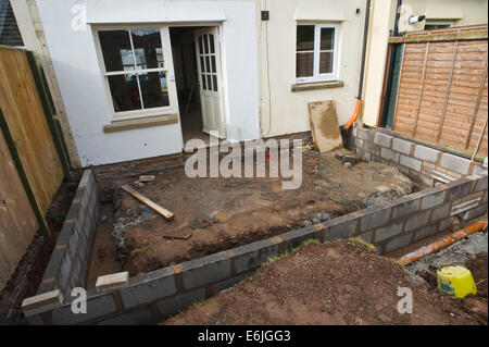 Blocco di fondazione pareti prevista per la casa nuova estensione Hay-on-Wye Powys Wales UK Foto Stock