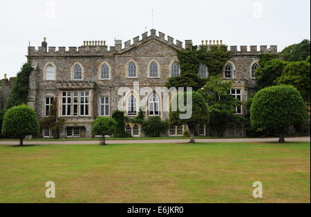 La storica casa ancestrale a Hartland Abbey, tra Bideford e Bude,sulla costa atlantica del North Devon, Inghilterra, Regno Unito Foto Stock