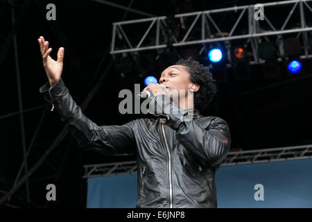 Liverpool, Regno Unito. 25 Ago, 2014. R&B cantautore, Lemar. Credito: Christopher Middleton/Alamy Live News Foto Stock