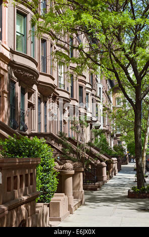 L'arenaria appartamento case, palazzi, residenze sulla Upper West Side di Manhattan, New York, New York. Foto Stock