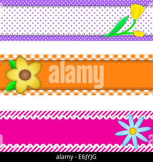 Jpg. Tre striscioni o confini di strisce, pois, o gingham con fiori, accento cuciture quilt e abbondanza di spazio copia. Foto Stock