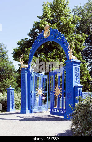 Blå porten, blue gate, ingresso al parco nazionale sull'isola di Djurgården, Stoccolma, Svezia Foto Stock