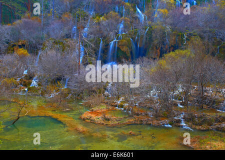 Cuervo River, Vega del Cororno, Serrania de Cuenca parco naturale, Provincia Cuenca, Castilla-La Mancha, in Spagna Foto Stock