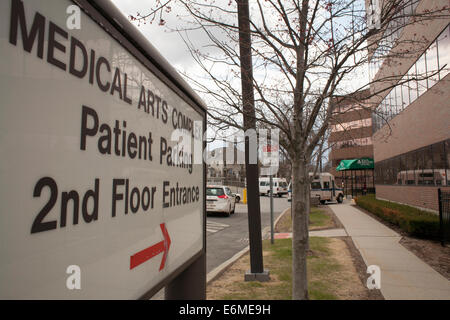 Cartello di Pittsfield Massachusetts Medical Arts Complex, parte del Berkshire Medical Center. Foto Stock