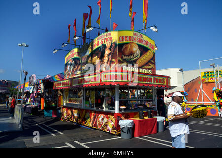 Lo stand di ristoro al carnevale in Annapolis, Maryland Foto Stock