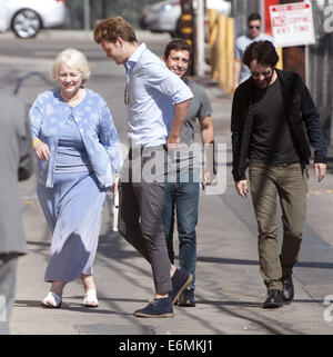 Hollywood, California, USA. 26 Ago, 2014. CHARLES EDMUND SPENCER, il 9o Conte di Spencer e il fratello del compianto la Principessa Diana, apparso a Jimmy Kimmel Live al El Capitan theater Martedì 26 Agosto, 2014. Spencer è stato salutato da Kimmel Live! Sicurezza personale e come è arrivato con alcuni compagni. Credito: David Bro/ZUMA filo/Alamy Live News Foto Stock