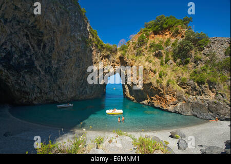 Arco Naturale, Arco Magno, San Nicola Arcella, Capo Scalea, Calabria, Italia Foto Stock