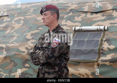 Fml, multinazionale europea Forze terrestri; dell'esercito sloveno officer Foto Stock