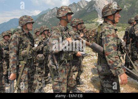 Fml, multinazionale europea Forze terrestri; i soldati dell esercito sloveno Foto Stock