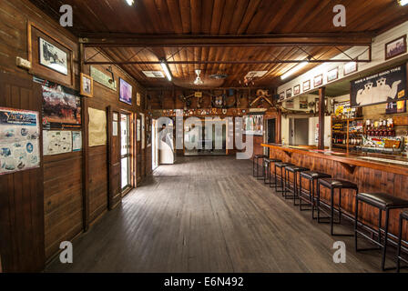 Aborigeno CREEK HOTEL, McKINLAY, a nord-ovest del Queensland, QUEENSLAND, Australia, pub, LANDSBOROUGH MATILDA AUTOSTRADA Foto Stock