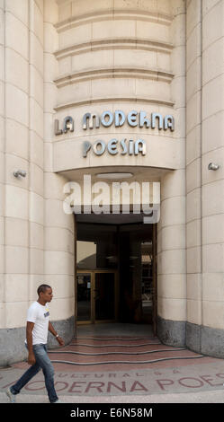 La Moderna Poesia bookshop, Havana, Cuba Foto Stock