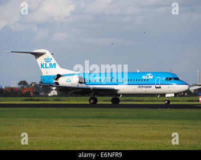 PH-KZM KLM Cityhopper Fokker F70 - cn 11561, 11AUG2014, in atterraggio a Schiphol (AMS - EHAM), Paesi Bassi Foto Stock