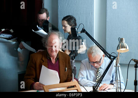 Richard Ingrams, Paul Bailey, Craig Brown, un N Wilson, Tallulah Brown, Eleanor Bron durante un Craig Brown e amici la registrazione Foto Stock