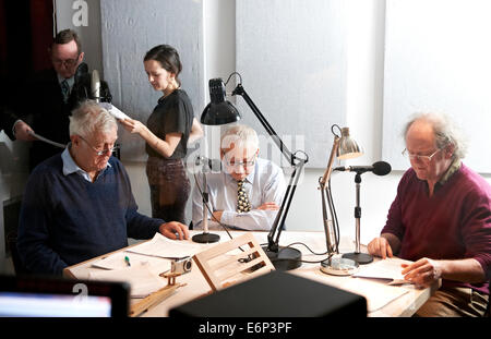 Richard Ingrams, Paul Bailey, Craig Brown, un N Wilson, Tallulah Brown, Eleanor Bron durante un Craig Brown e amici la registrazione Foto Stock