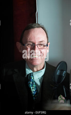 A N Wilson durante un Craig Brown e amici la registrazione in ghisa studios, 16/02/2012 Foto Stock