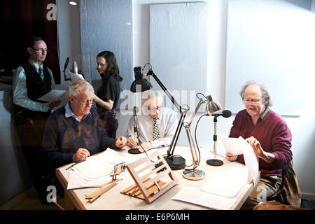 Richard Ingrams, Paul Bailey, Craig Brown, un N Wilson, Tallulah Brown, Eleanor Bron durante un Craig Brown e amici la registrazione Foto Stock