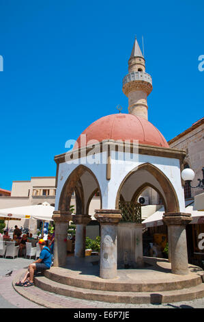 Abluzione fontana della moschea Deftertar, Eleftherias Square, la città di Kos, isola di Kos, Dodecanneso isole, Grecia, Europa Foto Stock