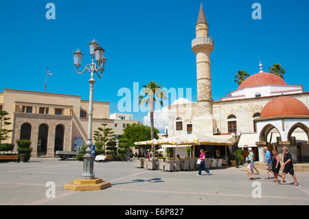 Deftertar moschea e Museo Archeologico , Piazza Eleftheria, la città di Kos, isola di Kos, Dodecanneso isole, Grecia, Europa Foto Stock