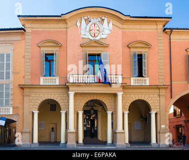 Il Palazzo del Capitano del Popolo, dove la bandiera tricolore è stata adottata nel 1796, Reggio Emilia, Emilia Romagna, Italia Foto Stock