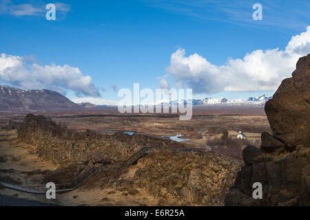 Rift Almannagja a Thingvellir (Pingvellir) Parco Nazionale, Mid-Atlantic Ridge, Islanda Foto Stock