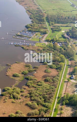 Vista aerea di olgahafen sul lago di Dümmer, dümmerlohhausen, distretto di Diepholz, Bassa Sassonia, Germania Foto Stock