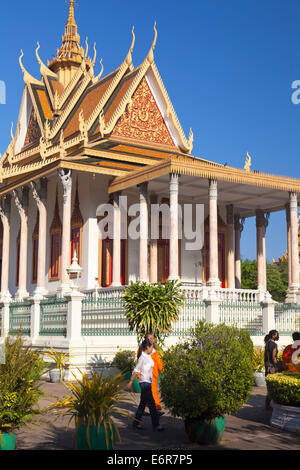 Pagoda d'argento, Palazzo Reale di Phnom Penh, Cambogia Foto Stock