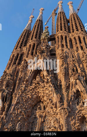 Barcellona, Spagna - 27 agosto 2014: La Sagrada Familia, la cattedrale progettata da Antoni Gaudi Foto Stock