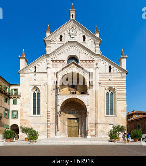 Il Duomo di Verona (Cattedrale di Santa Maria Matricolare), Verona, Veneto, Italia Foto Stock