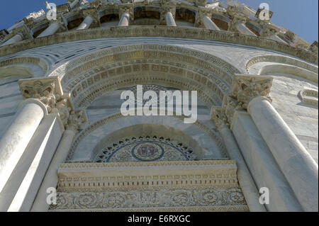 Il Battistero di Pisa in Piazza dei Miracoli, Pisa, Italia Foto Stock