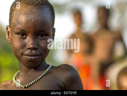 Anuak bambini In Abobo, ex re Anuak Village, regione di Gambela, Etiopia Foto Stock