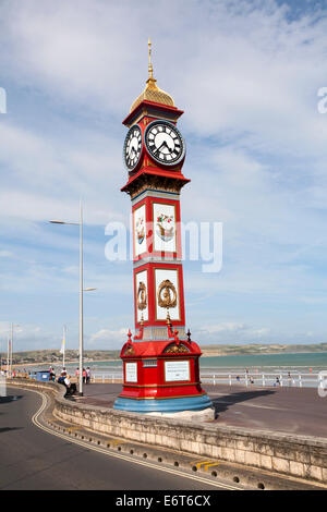 Torre dell'orologio sul lungomare a Weymouth Dorset, Inghilterra, costruito 1887 per celebrare il Giubileo della regina Victoria Foto Stock