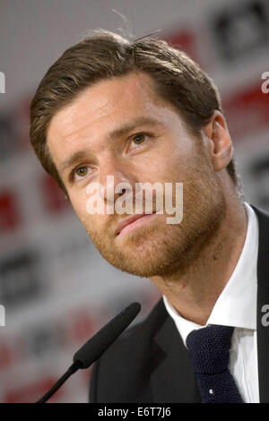 Madrid, Spagna. Il 29 agosto, 2014. Real Madrid il centrocampista Xabi Alonso durante un addio conferenza stampa al Santiago Bernabeu Stadium. Real Madrid hanno raggiunto un accordo con il Bayern Monaco di Baviera per il trasferimento. Madrid il 29 agosto 2014 Credit: dpa picture alliance/Alamy Live News Foto Stock