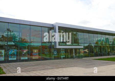 Il tasto Theatre Embankment Road Peterborough Cambridgeshire Regno Unito Foto Stock