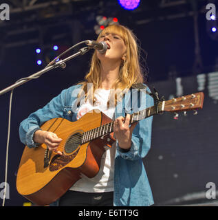 Jersey, Isole del Canale, UK. Il 31 agosto, 2014. Jersey Live Festival Trinità nelle isole del Canale.Lucia Rosa eseguendo in Jersey Live Festival Credito: charlie bryan/Alamy Live News Foto Stock