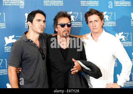 Venezia, Italia. Il 30 agosto, 2014. Chris Messina, Al Pacino, David Gordon Green durante il 'l'umiliante/Manglehorn' photocall al 71nd Venice International Film Festival il 30 agosto 2014. Credito: dpa picture alliance/Alamy Live News Foto Stock