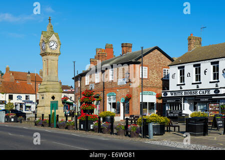 Il luogo di mercato Thirsk, North Yorkshire, Inghilterra, Regno Unito Foto Stock