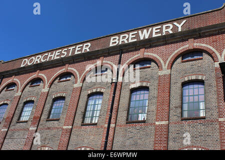 Inghilterra Dorchester Dorset ex Eldridge Papa Brewery. L'ex birrificio viene trasformato in un tempo libero e area soggiorno Foto Stock