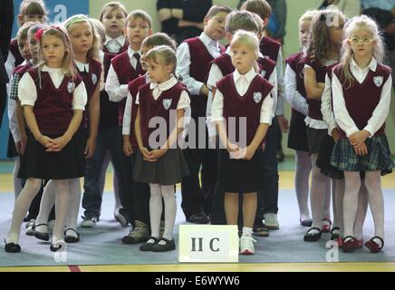 Gdynia, Polonia 1st, settembre 2014 First Lady Anna Komorowska prende parte al nuovo anno scolastico inaugurazione della Scuola Primaria n. 6 a Gdynia. Credito: Michal Fludra/Alamy Live News Foto Stock