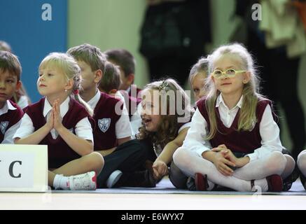 Gdynia, Polonia 1st, settembre 2014 First Lady Anna Komorowska prende parte al nuovo anno scolastico inaugurazione della Scuola Primaria n. 6 a Gdynia. Credito: Michal Fludra/Alamy Live News Foto Stock