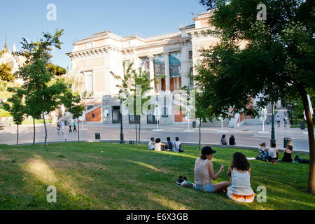 Al di fuori del museo El Prado, Madrid Foto Stock