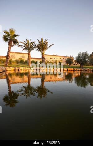 La casa principale e la piscina di Sa Franquesa Nova Hotel, Hotel rurali, country hotel tra Villafranca de Bonany e Manacor, Mallorca, Foto Stock