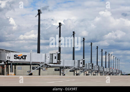 Berlin Brandenburg Airport BER in costruzione, South Pier cancelli, Schönefeld, Brandeburgo, Germania Foto Stock