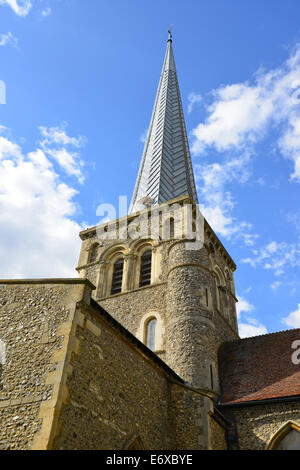 Il Normanno la Chiesa Parrocchiale di Santa Maria ad High Street, Città Vecchia, Hemel Hempstead, Hertfordshire, England, Regno Unito Foto Stock