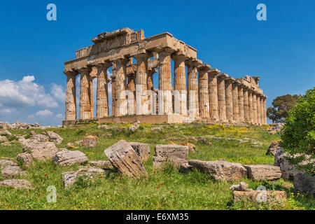 Tempio di Hera è stato costruito circa 470 a 450 BC. Il Tempio appartiene ai siti archeologici di Selinunte, Sicilia, Italia, Europa Foto Stock